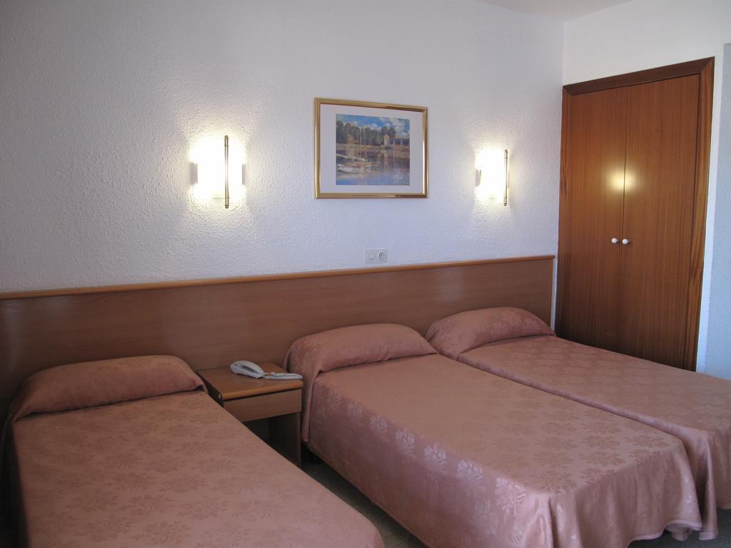 Hotel Reymar Malgrat de Mar Habitación foto